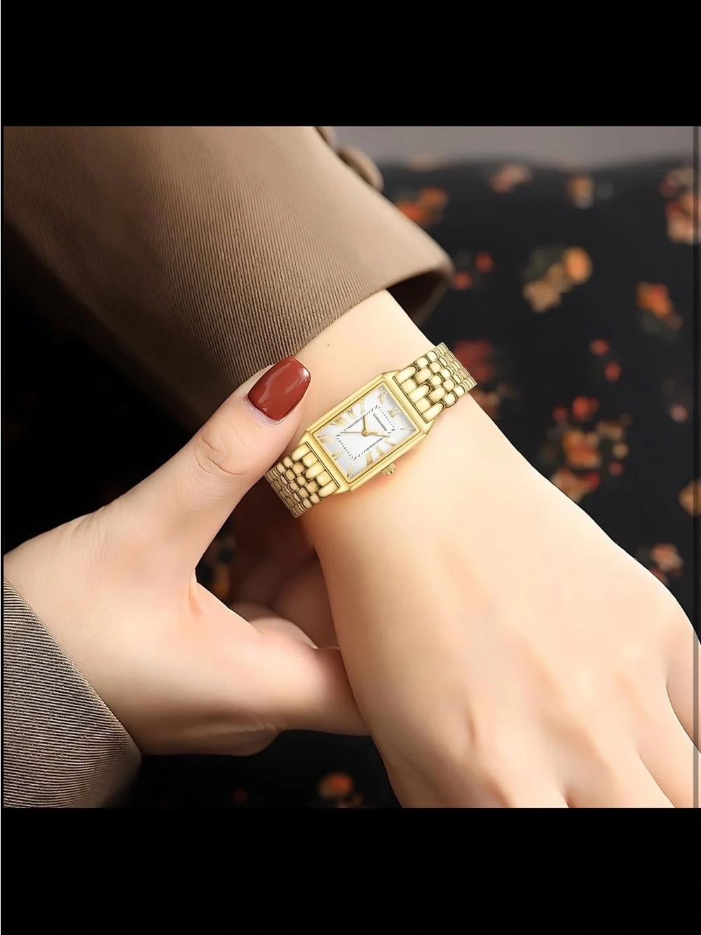 New gold watch like Tory Burch Works great s new battery